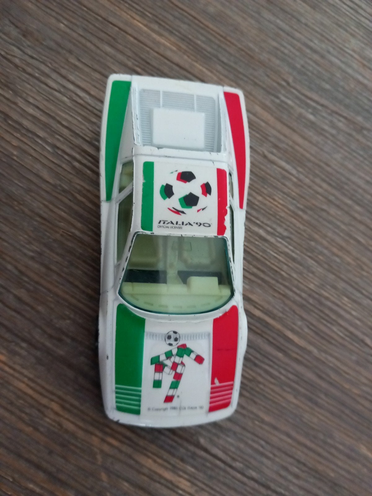 Vintage Italia '90 WK Voetbal Speelgoedauto, Ophalen, Gebruikt