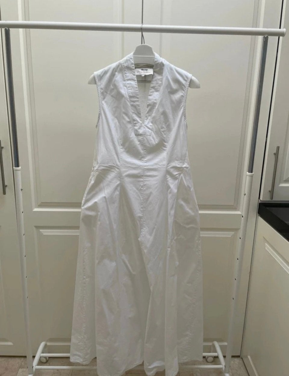 Nieuwstaat: Lonneke Nooteboom by Shoeby jurk, Ophalen of Verzenden, Zo goed als nieuw, Maat 38/40 (M), Onder de knie