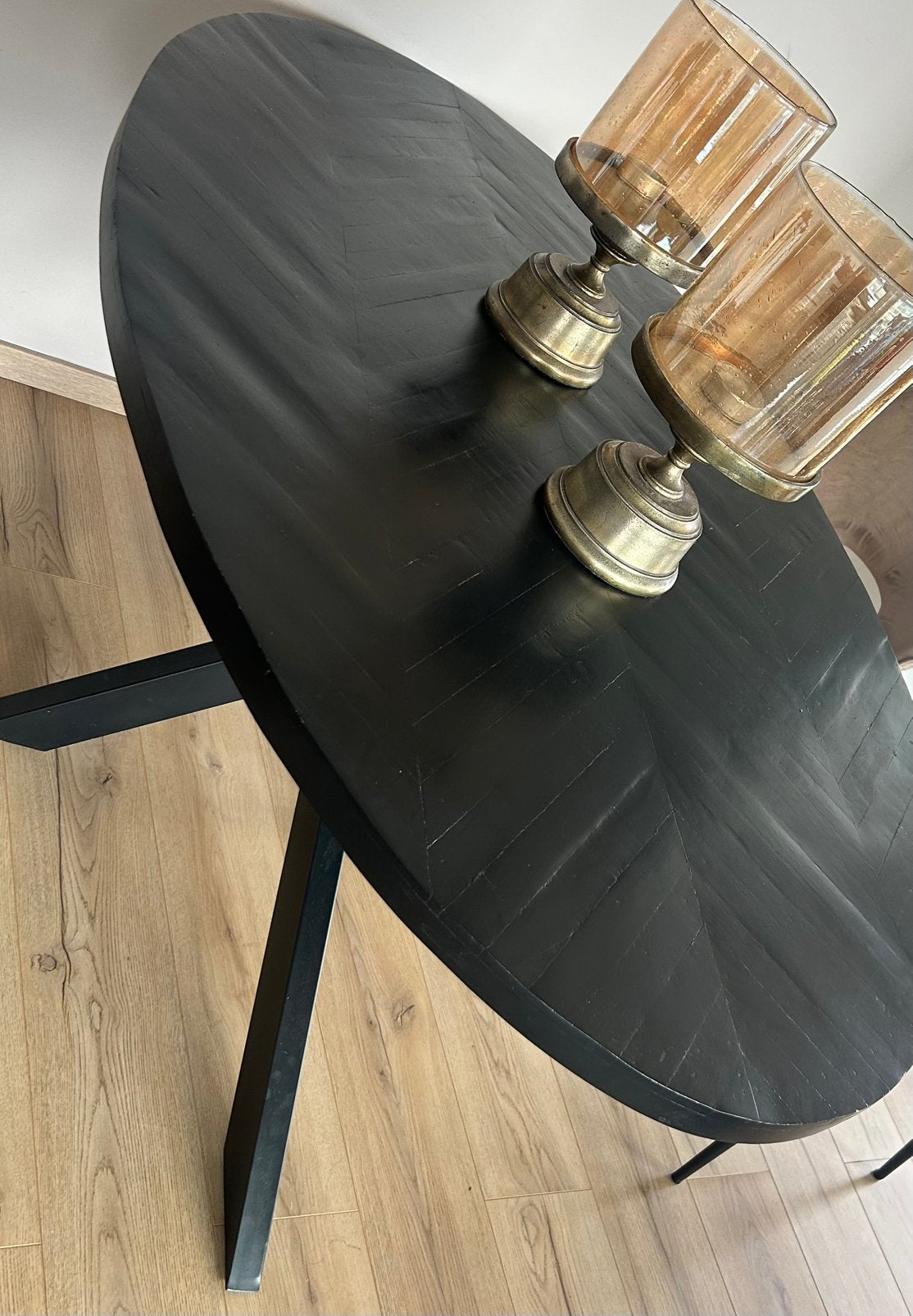EETTAFEL ZWART OVAAL | 150.-, Ophalen, Zo goed als nieuw, Ovaal, 100 tot 150 cm