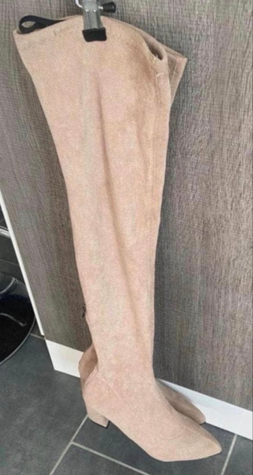 Nieuwe beige overknee laarzen met rits 39, Ophalen of Verzenden, Nieuw, Beige, Hoge laarzen