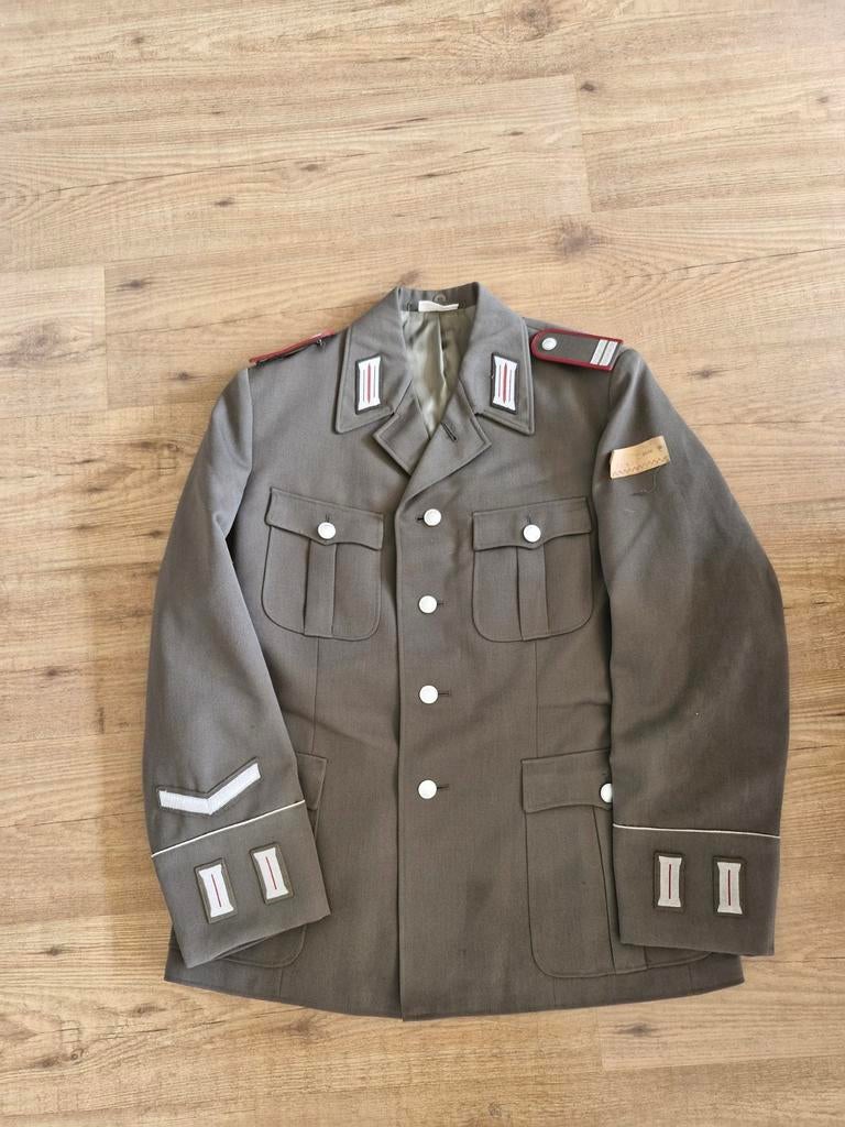DDR NVA uniform stasi wachregiment F. Dzierzynski, Verzamelen, Militaria | Algemeen, Ophalen of Verzenden, Landmacht, Nederland