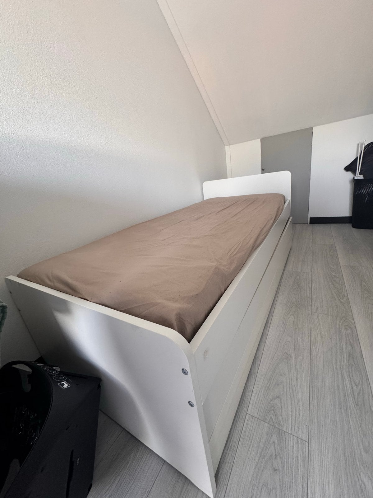 IKEA Bedframe met onderbed en opberger, wit 90x200, Kinderen en Baby's, Kinderkamer | Bedden, Ophalen, 85 tot 100 cm, Gebruikt