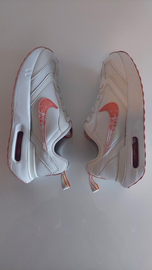 Dames Nike Air Max MT:35 - Zo goed als nieuw, Wit, Nike, Ophalen of Verzenden, Sneakers of Gympen