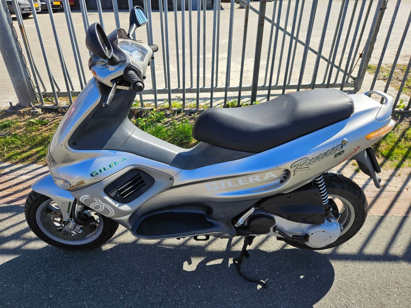Gilera Runner DD met kenteken in originele staat., Ophalen, Gebruikt, Overige modellen, Maximaal 45 km/u