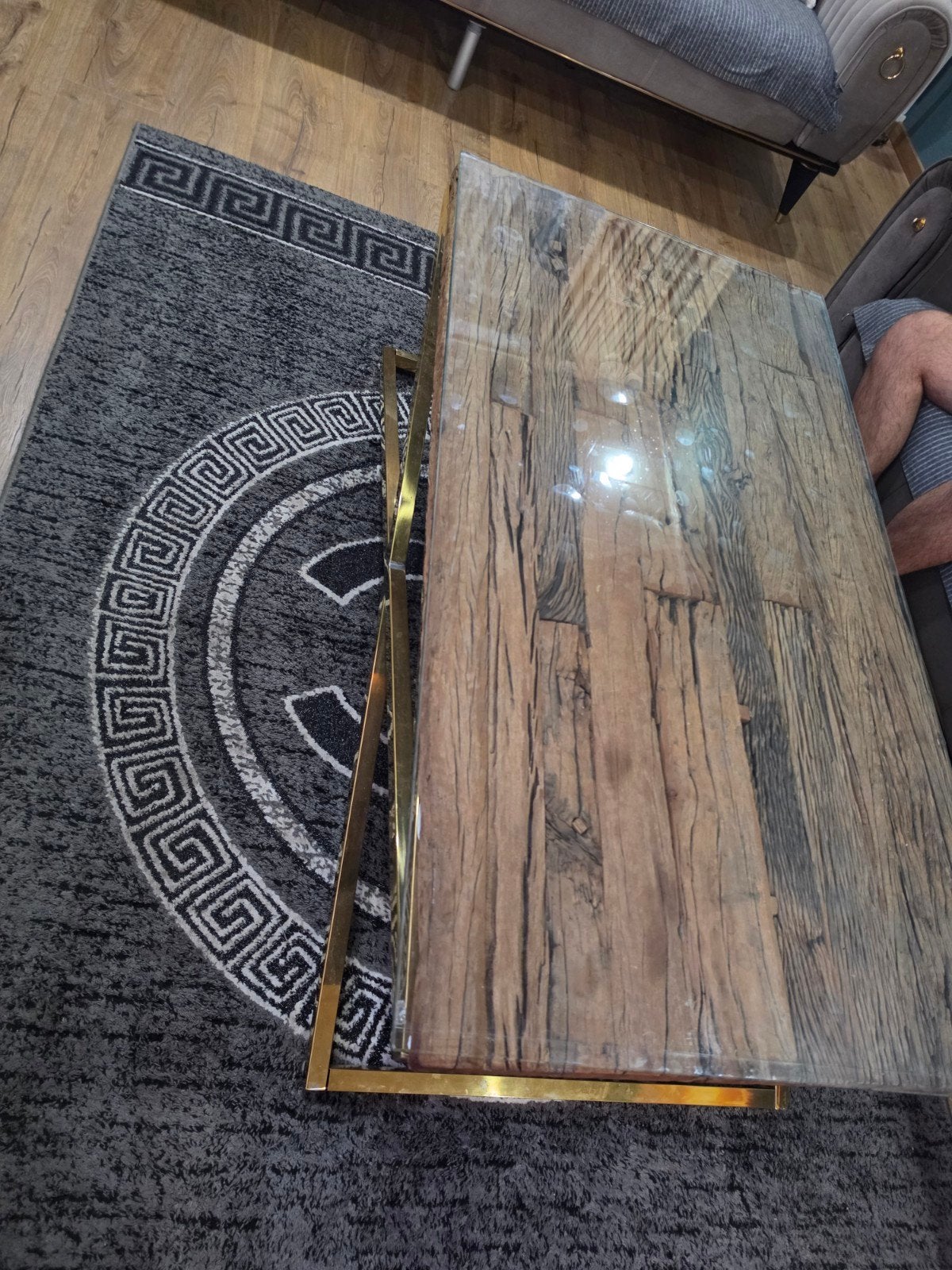 Houten tafel in goede staat, Huis en Inrichting, Overige houtsoorten, 50 – 75, Gebruikt, 100 tot 150 cm