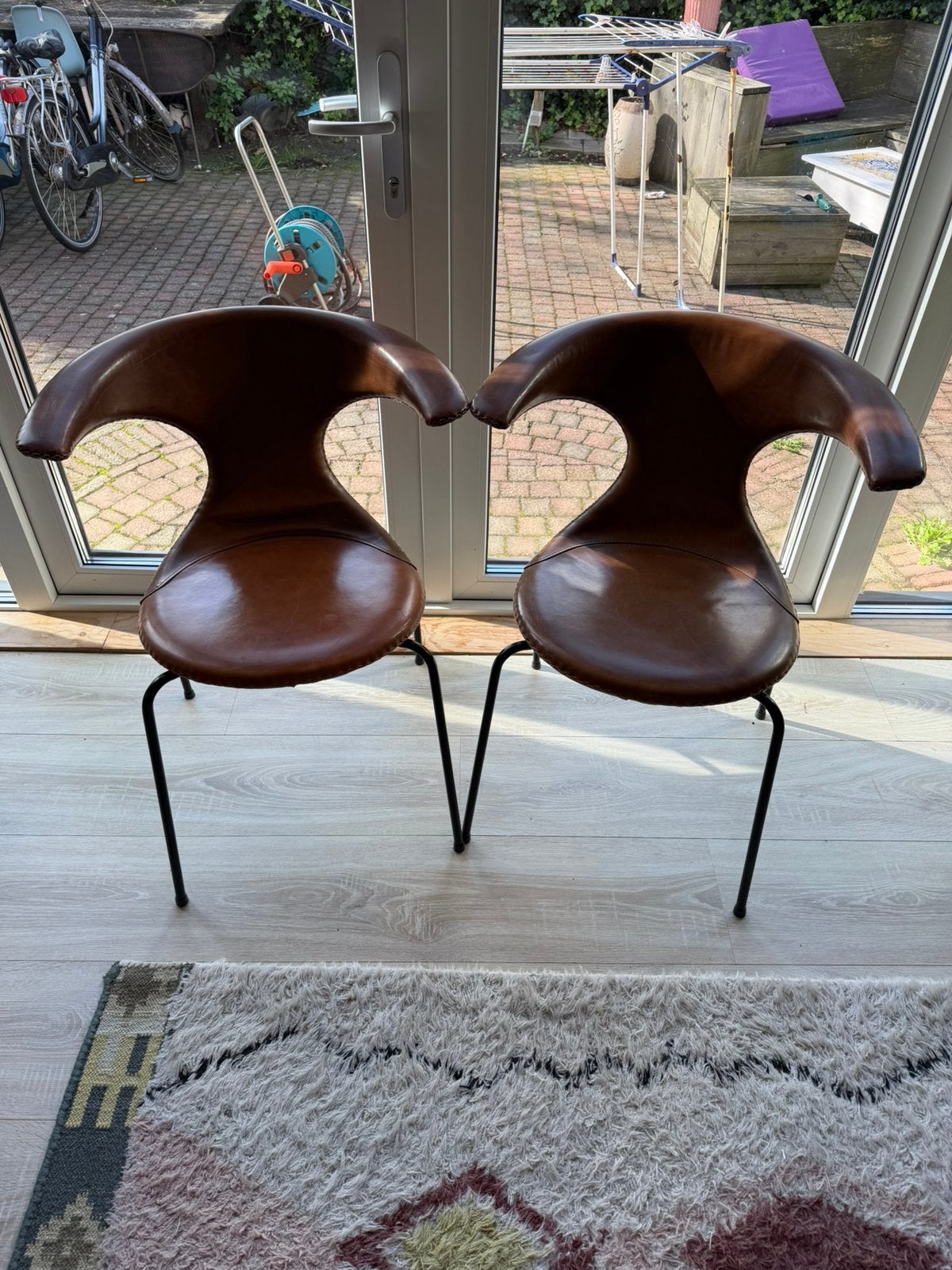 Prachtige set van 2 Dan-Form Flair eettafelstoel vervaardigd, Gebruikt, Twee, Bruin, Leer