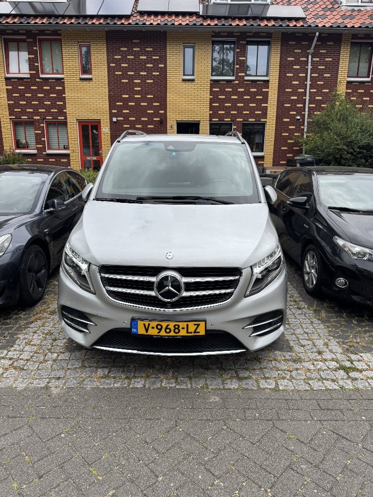 Mercedes-Benz V-klasse 2017 dubbel cabine en marge bus, Auto's, Automaat, Achterwielaandrijving, 4 cilinders, 2000 kg