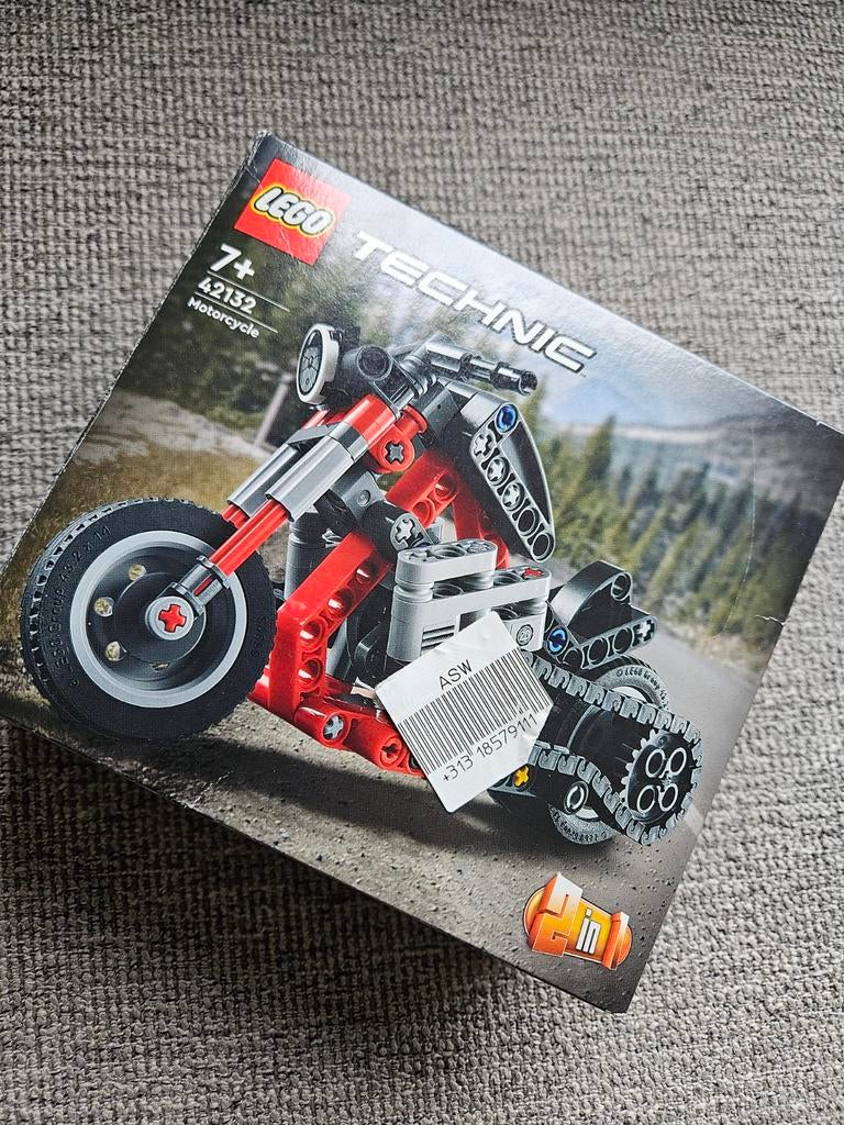 LEGO Technic-42132, Ophalen of Verzenden, Zo goed als nieuw, Complete set, Lego