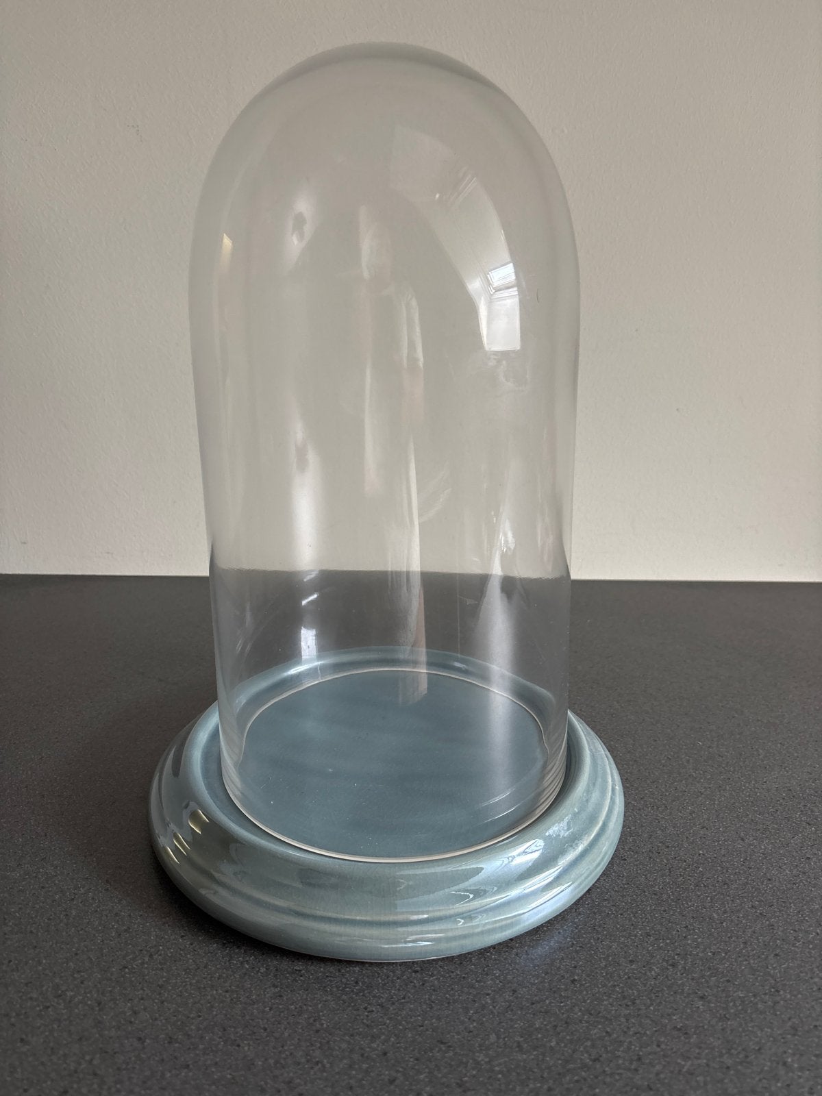 Glazen stolp met keramieken schaal - Grijs/Blauw, Ophalen, Zo goed als nieuw, Modern, Glas