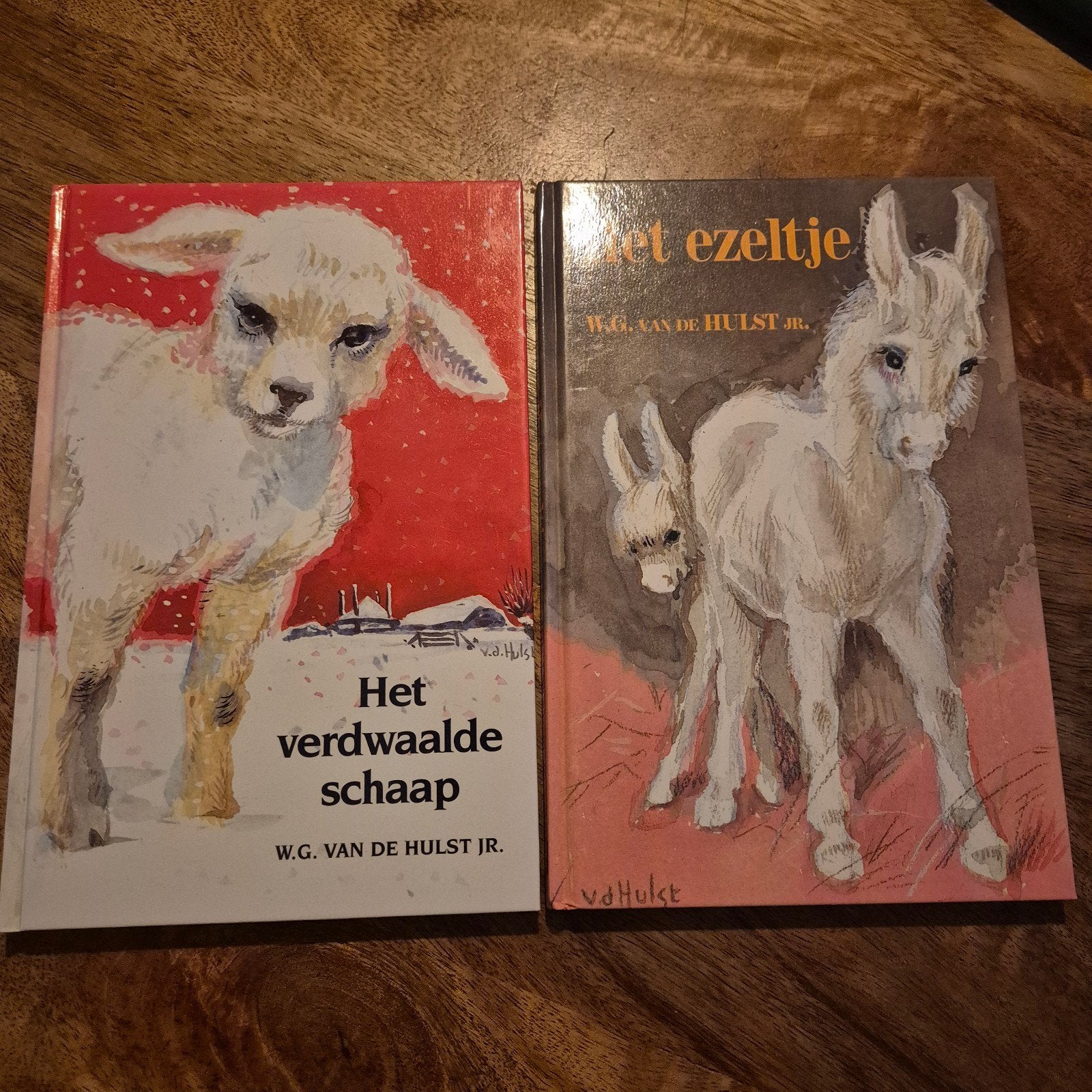 Het verdwaalde schaap & Het ezeltje - W.G. van de Hulst Jr., Ophalen of Verzenden, Gelezen, W.G. van de Hulst Jr., Fictie algemeen