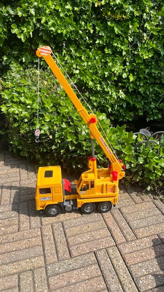 Bruder kraanwagen, Ophalen, Zo goed als nieuw