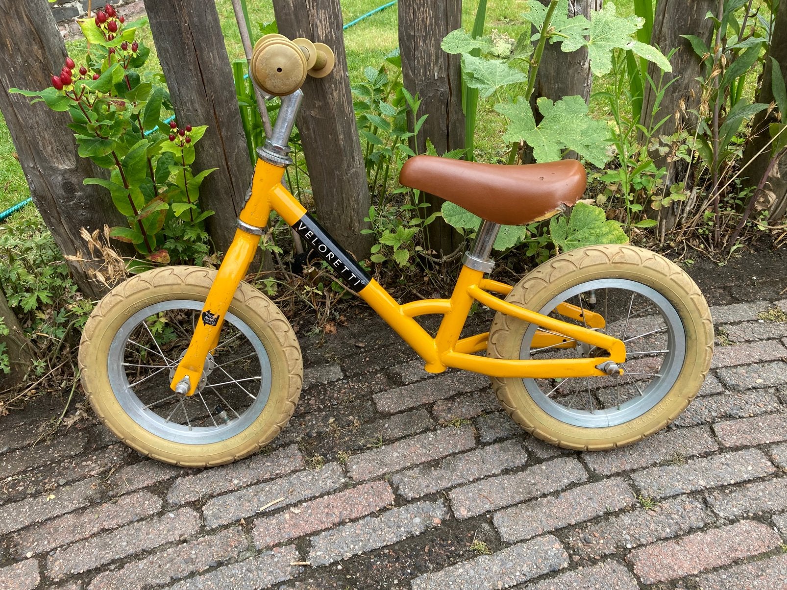 Veloretti loopfiets geel, Ophalen, Zo goed als nieuw, Minder dan 16 inch