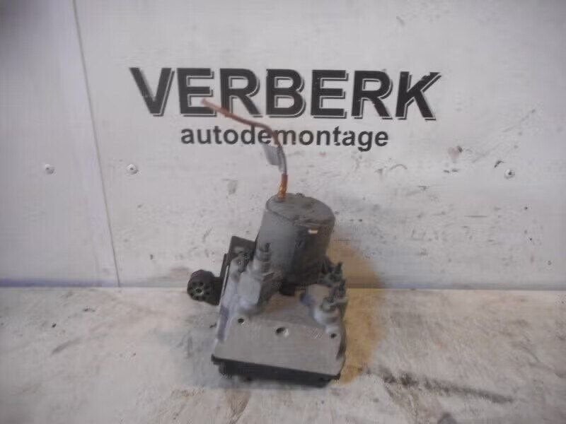 ABS POMP BMW 5 serie (E39) (01-1995/12-2004) (34.51-1090910), Robert Bosch AG, Gebruikt, Ophalen of Verzenden, Robert-Bosch-Allee 1 74232 Abstatt, DE