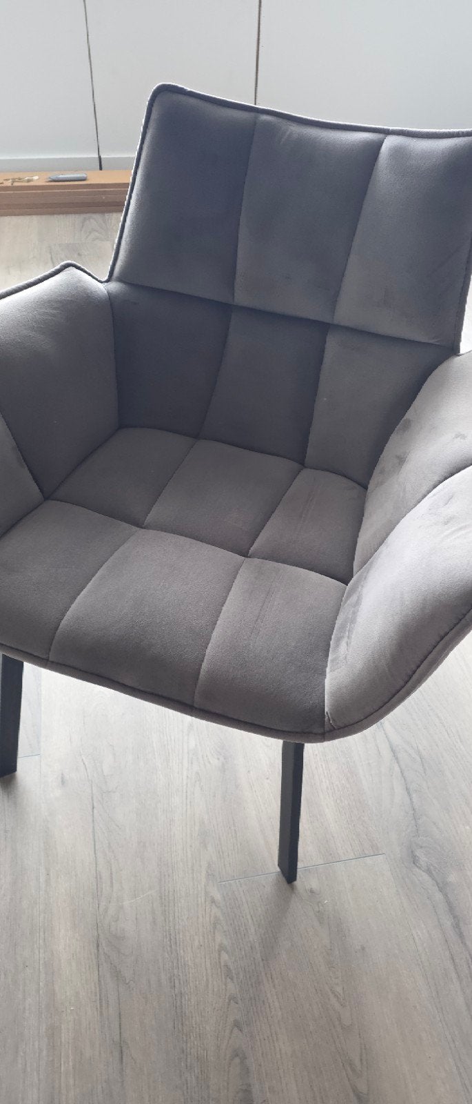 Comfortabele grijze fauteuil - Zo goed als nieuw, Ophalen, 75 tot 100 cm, Zo goed als nieuw, Metaal