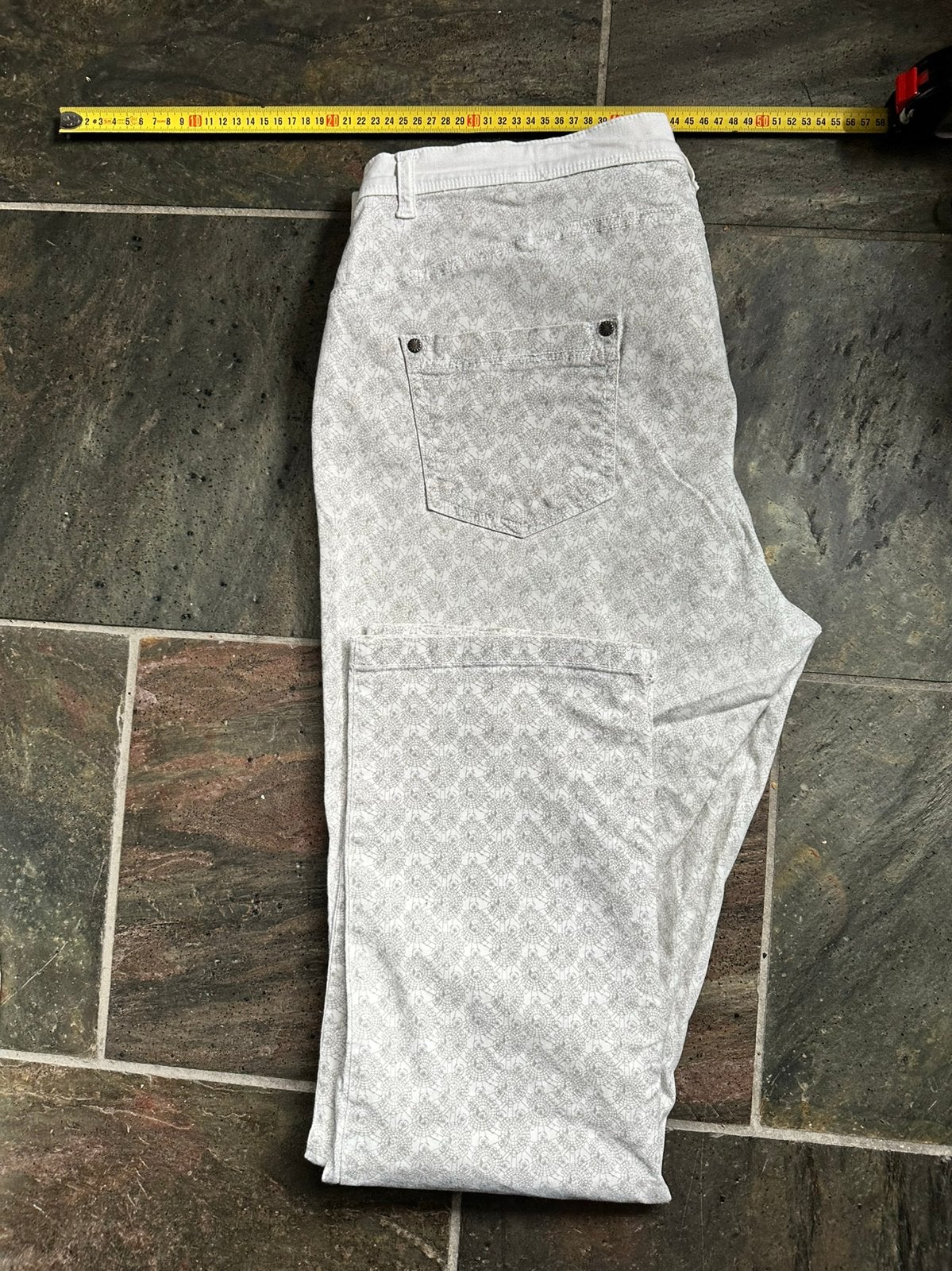 DreamSTAR Broek met Patroon - Maat 46, Beige, Maat 46/48 (XL) of groter, Ophalen of Verzenden, Zo goed als nieuw