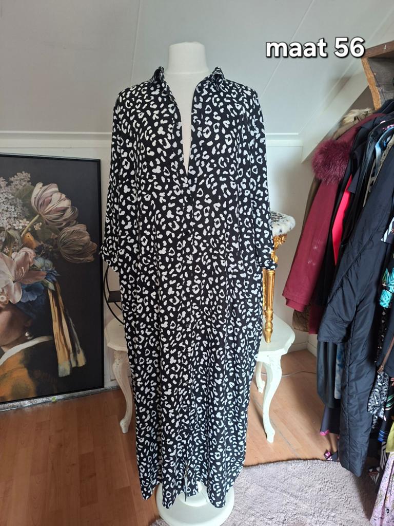 Studio jurk maat 56, Kleding | Dames, Grote Maten, Ophalen of Verzenden, Zo goed als nieuw, Jurk