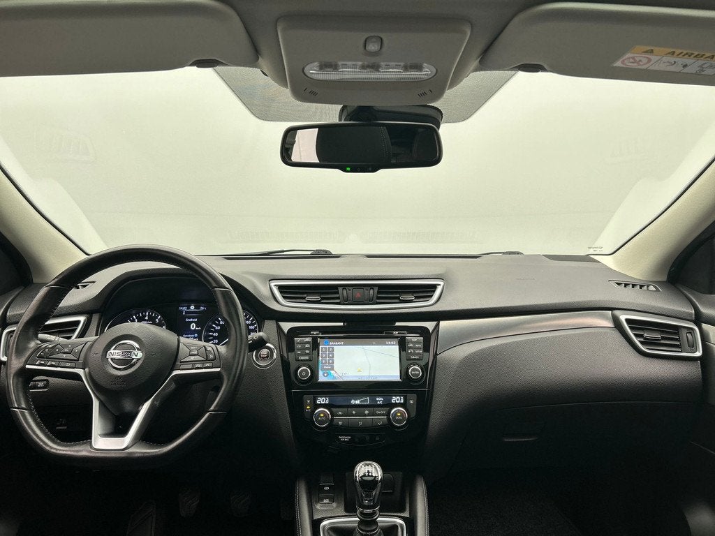 Nissan Qashqai 1.2 N-Connecta | Panoramadak | Navigatie | 36, Auto's, Nissan, Voorwielaandrijving, Stof, Gebruikt, Euro 6