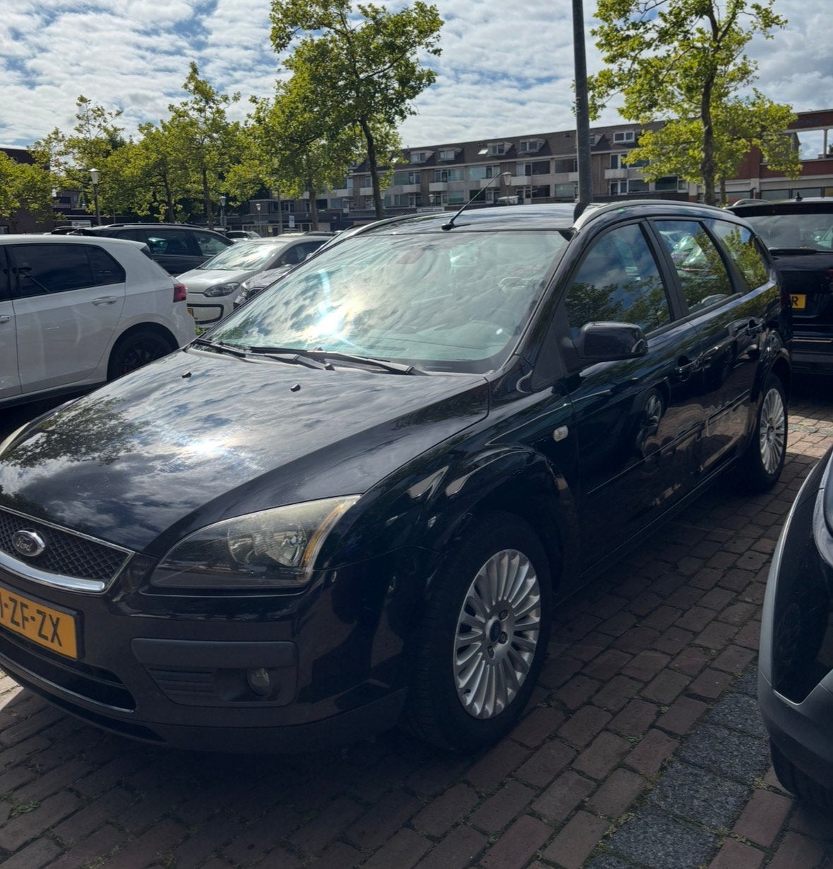 Ford Focus 1.8 Ghia. (Full Option) Wagon