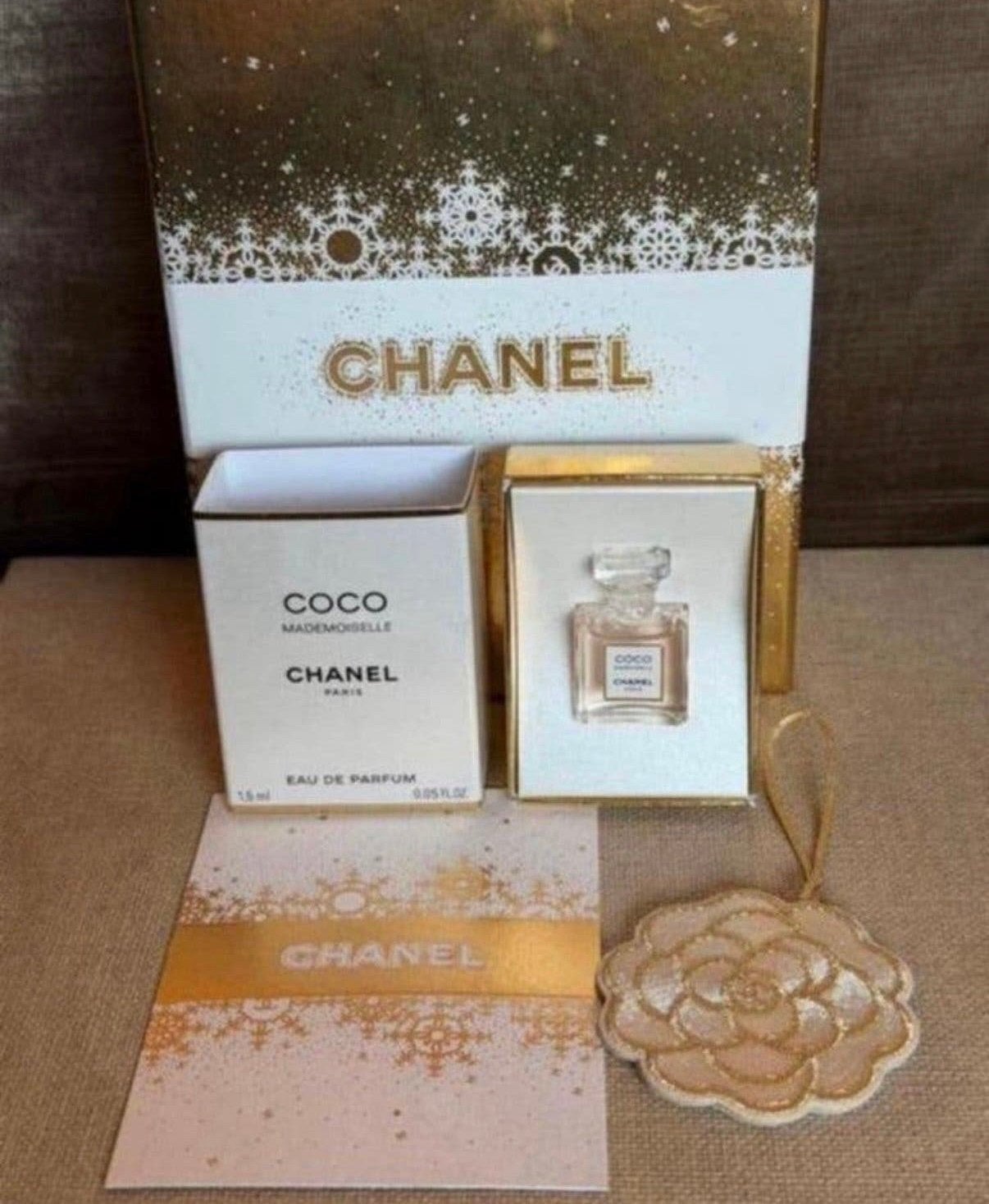 Miniatuur Chanel Coco Mademoiselle edp & beige camelia, Verzenden, Nieuw, Miniatuur, Gevuld