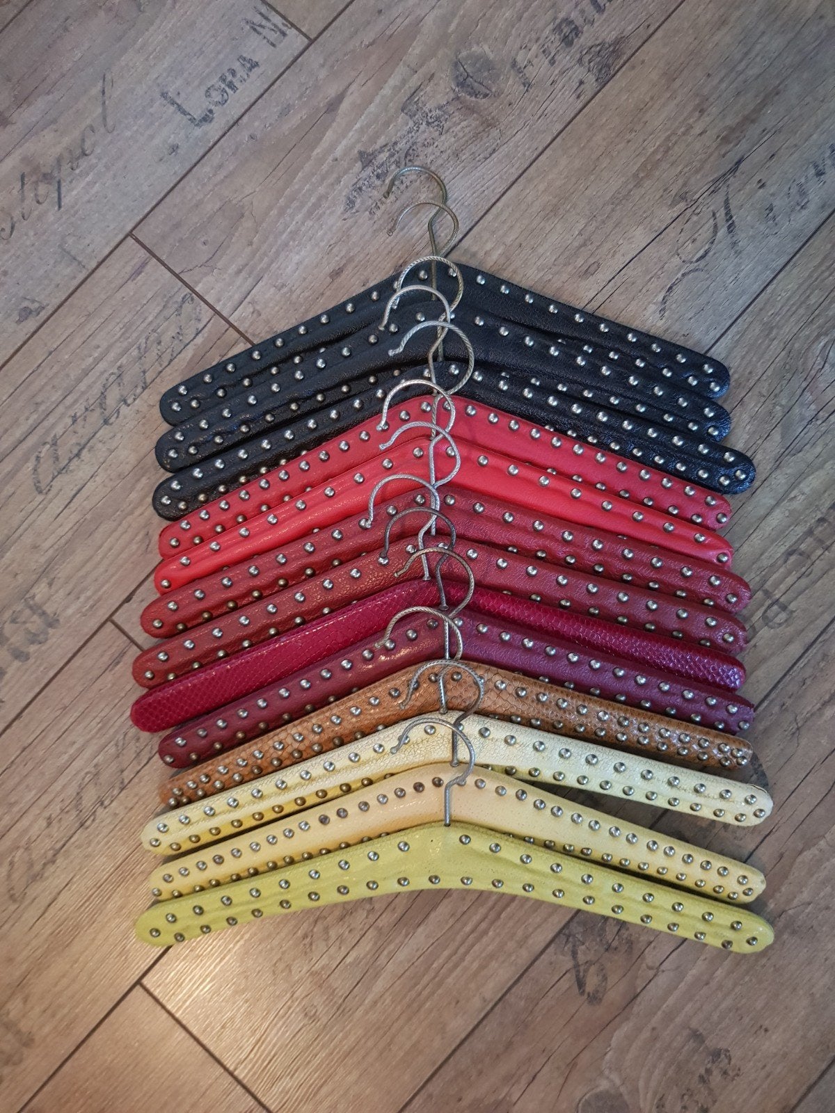 Retro kledinghangers met studs 13, Ophalen of Verzenden, Overige typen