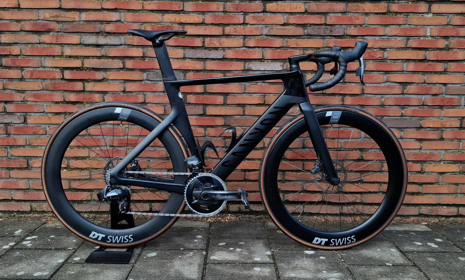Canyon Aeroad CF-SLX 8 SRAM Force AXS Stealth black maat M, Carbon, Zo goed als nieuw, Meer dan 20 versnellingen, Schijfrem