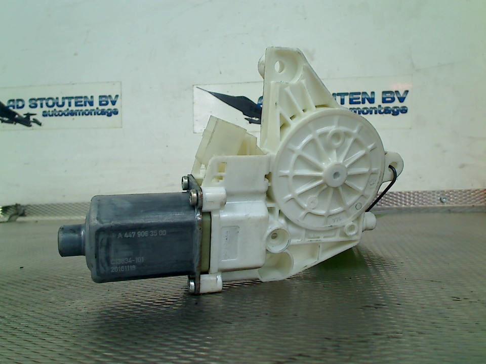 Motor Raammechaniek Links Vito (447.6) 2017, Gebruikt, Mercedes-Benz AG, Mercedes-Benz, Mercedesstraße 120, Stuttgart 70372, , Duitsland