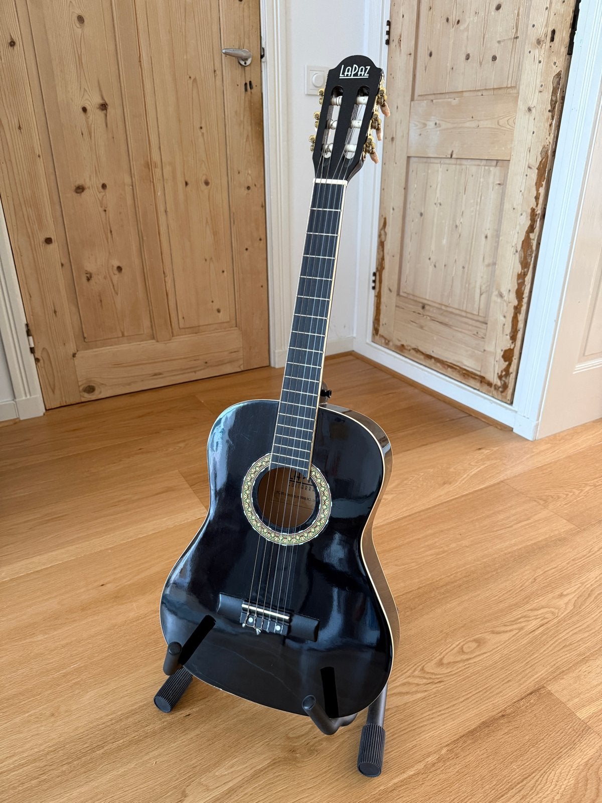 Zwarte LaPaz Klassieke Gitaar 3/4 - Gebruikt, Muziek en Instrumenten, Snaarinstrumenten | Gitaren | Akoestisch, Ophalen, Gebruikt
