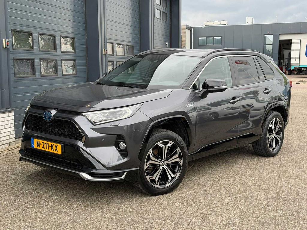 Toyota RAV4 2.5 Plug-in Hybrid AWD Bi-Tone Plus | N-211-KX i, Auto's, Toyota, Automaat, Gebruikt, Euro 6, Hybride Elektrisch/Benzine