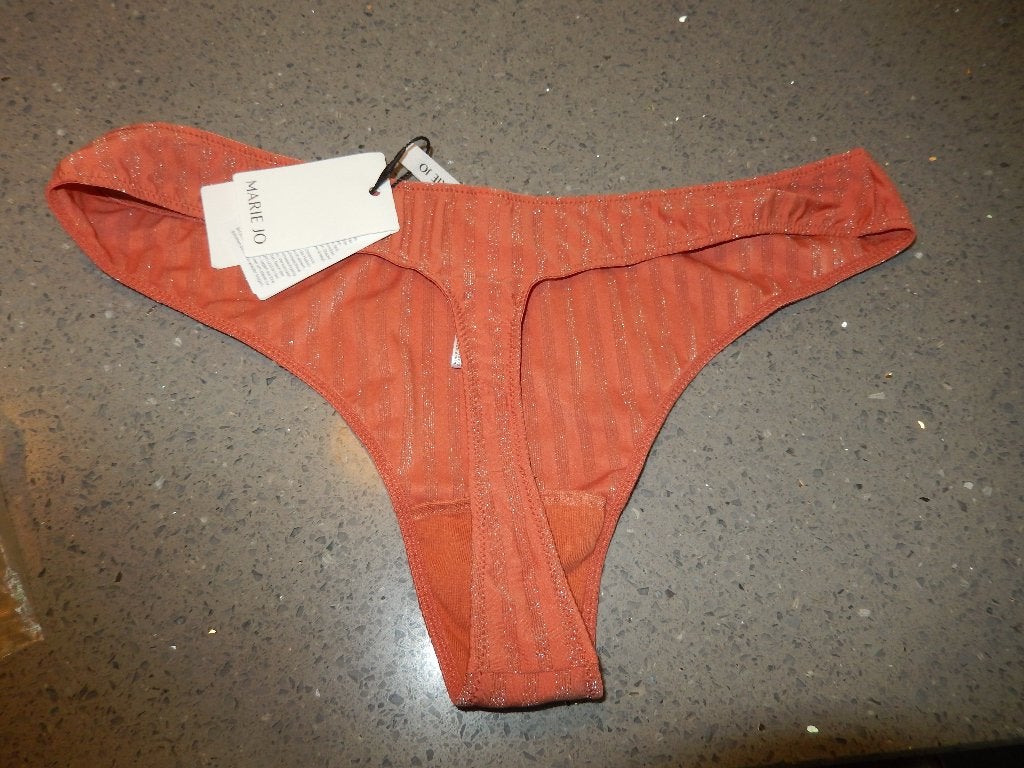 Nieuwe string Marie Jo Tom 40 en 44, Marie Jo, Verzenden, String