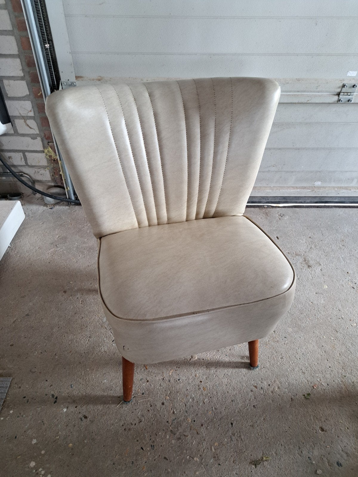Vintage fauteuil uit 1971 - Kleine fauteuil, Antiek en Kunst, Antiek | Meubels | Stoelen en Banken, Ophalen