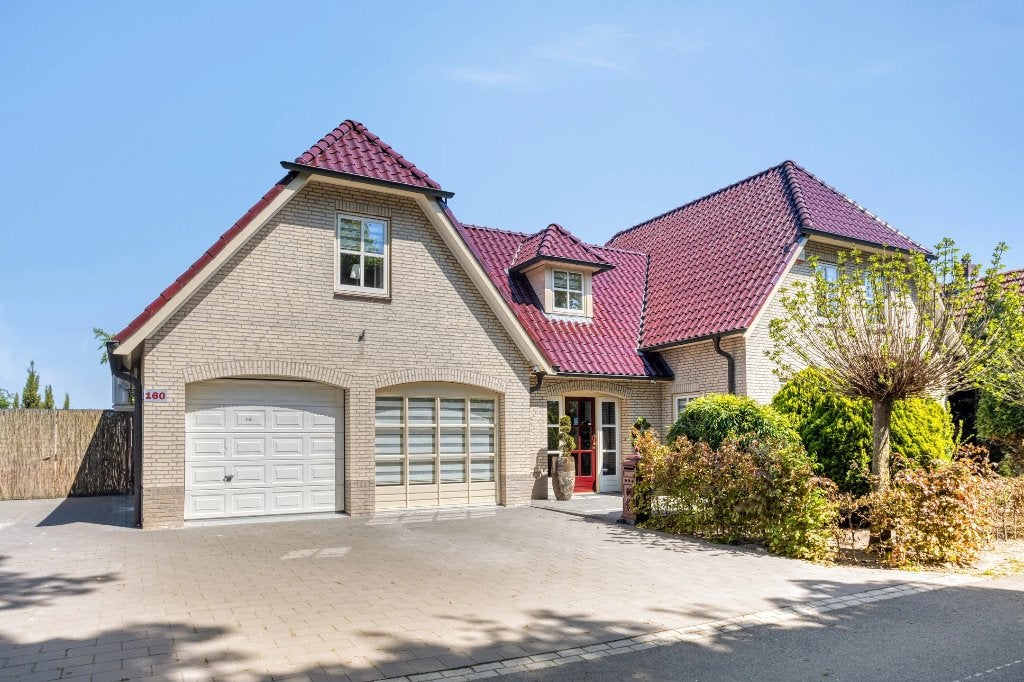 Te huur: vrijstaande villa in Haaksbergen, Haaksbergen, Direct bij eigenaar, 212 m², 4 kamers