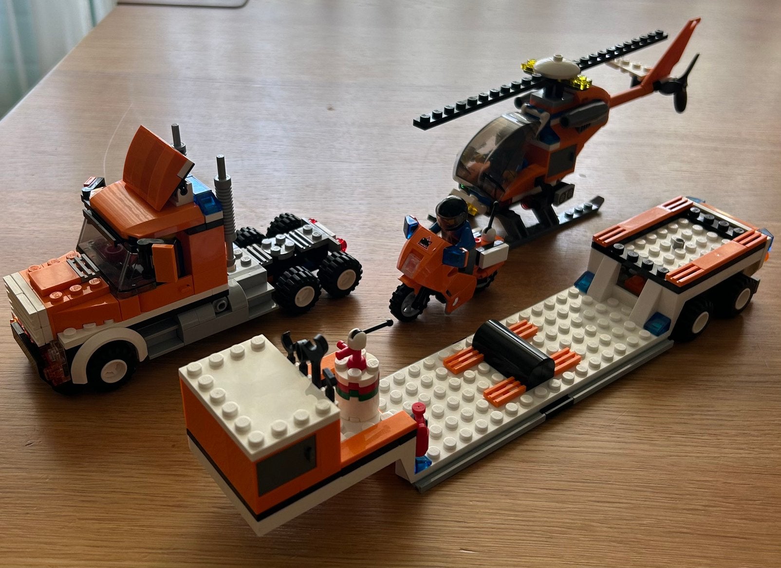 LEGO City Helicopter Transporter 7686, Kinderen en Baby's, Speelgoed | Duplo en Lego, Lego, Ophalen of Verzenden, Complete set