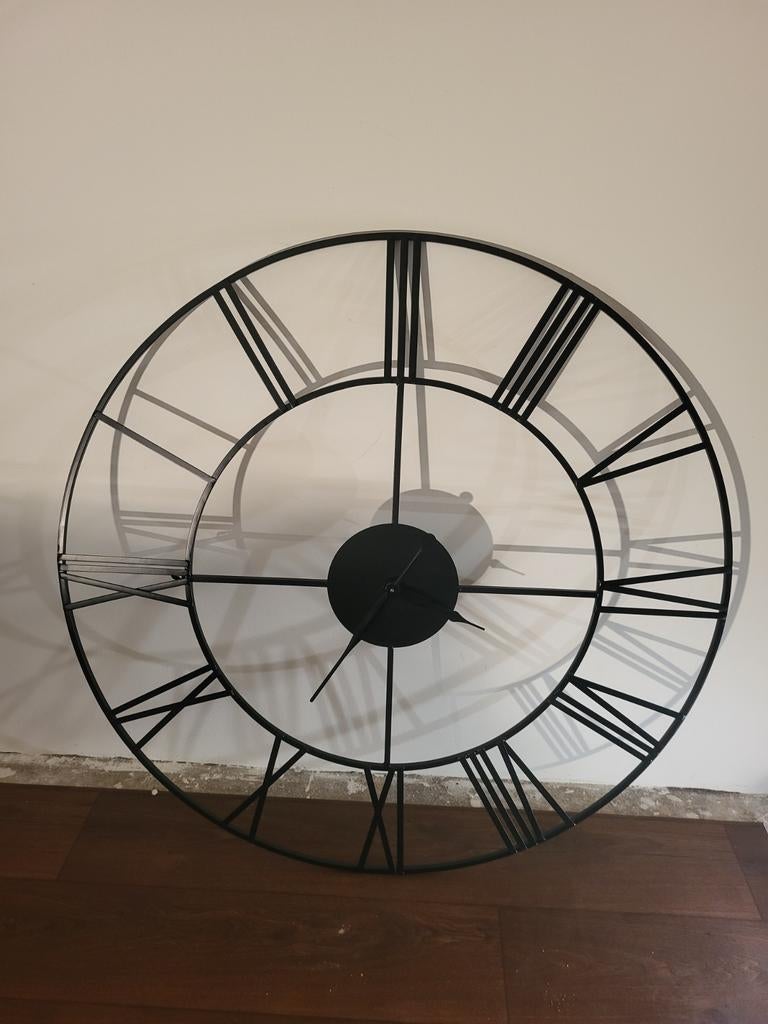 Gave klok, Huis en Inrichting, Woonaccessoires | Klokken, Ophalen of Verzenden, Wandklok