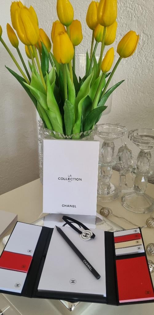 Exclusieve CHANEL "La Collection" schrijfwarenset, Verzenden, Nieuw