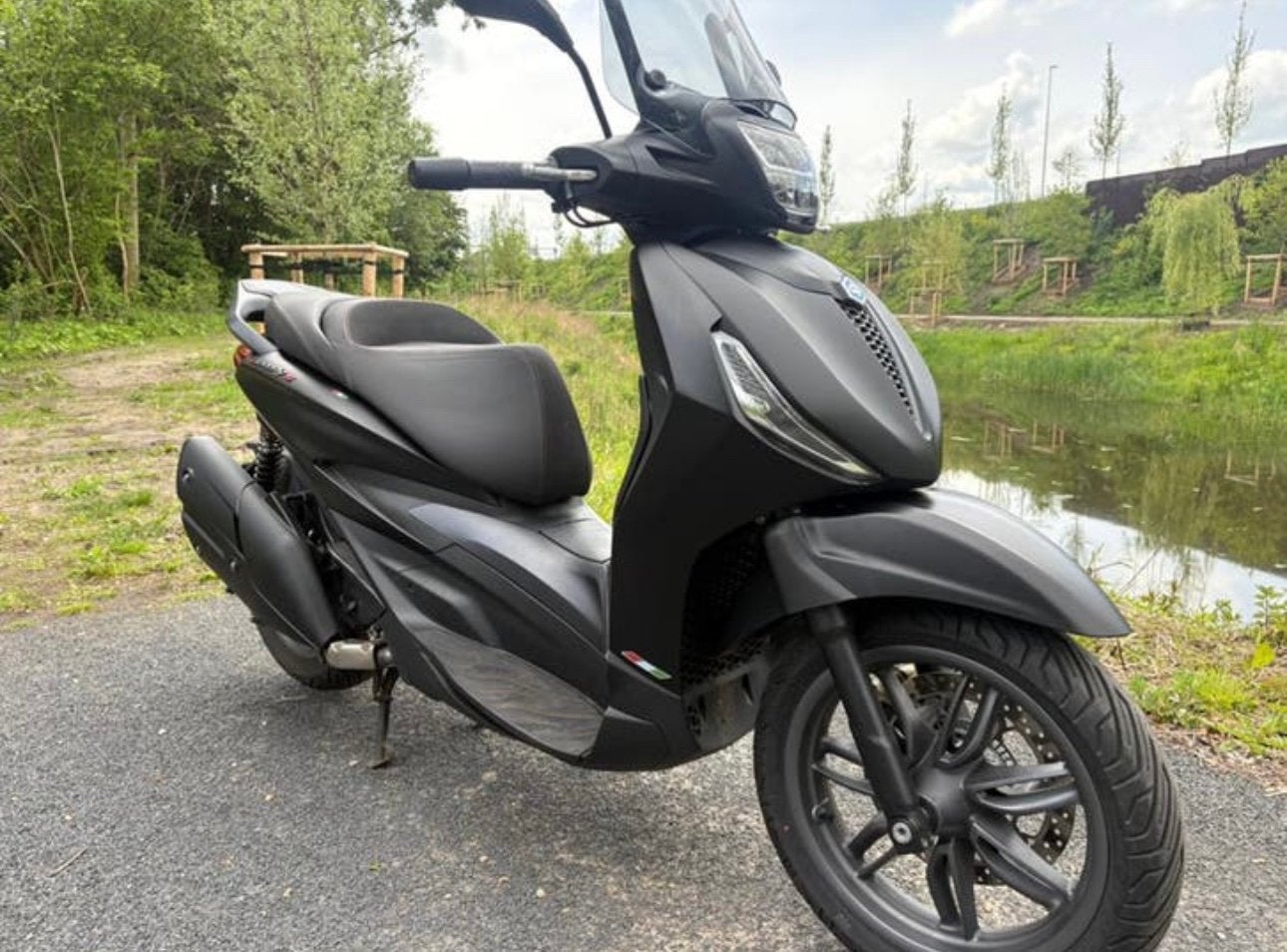 Piaggio Beverly 400HPE - Zo goed als nieuw, Ophalen of Verzenden