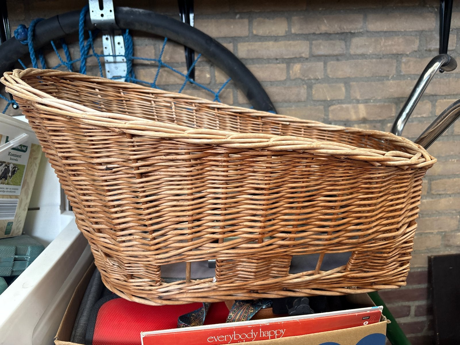 Rotan fietsmand voor kleine hond met bevestiging, Ophalen, Gebruikt, Hondenfietsmand