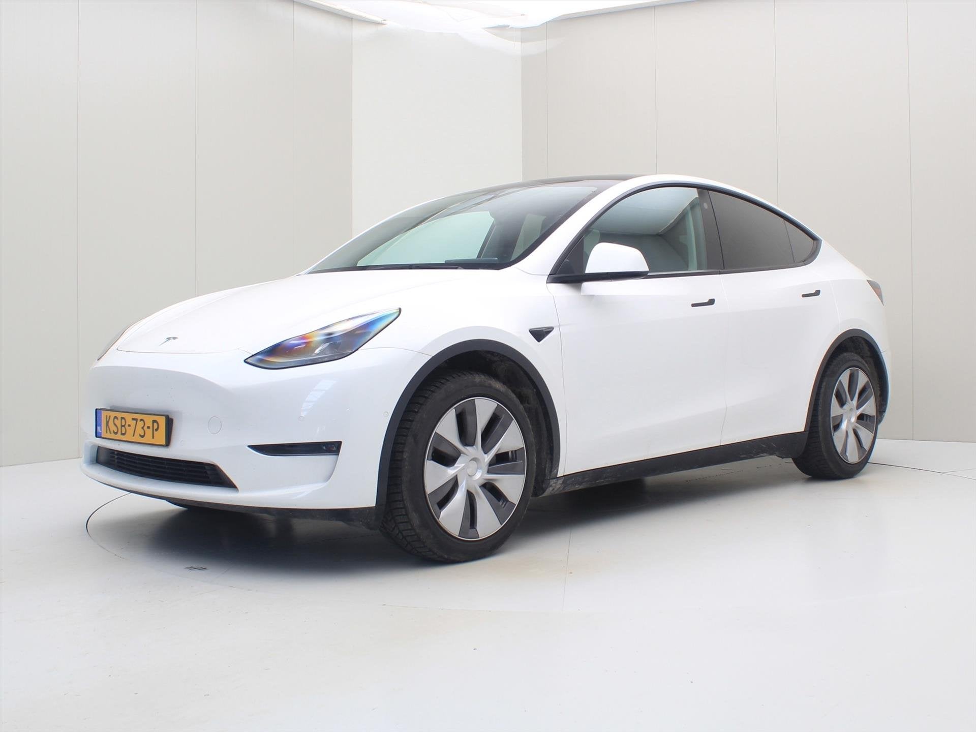 Tesla Model Y Long Range AWD 75kWh 351pk AMD RYZEN 92.5 % So, Auto's, Automaat, Gebruikt, Wit, 351 pk