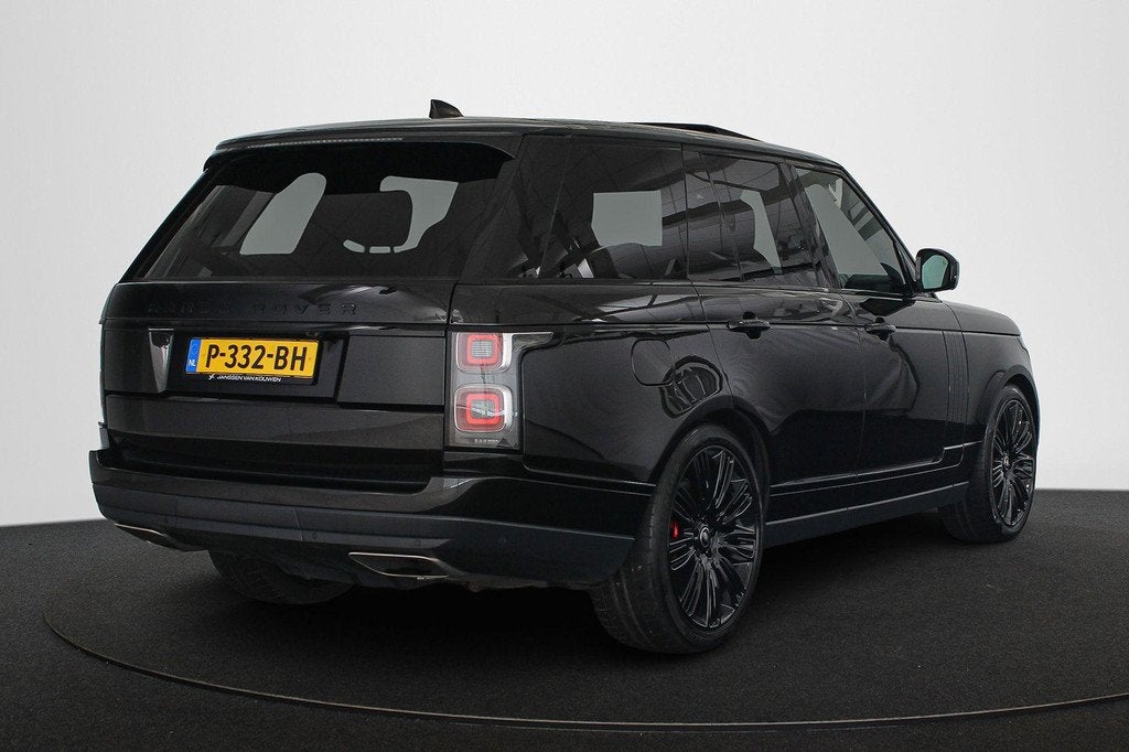 Land Rover Range Rover P400e Westminster Black Panoramadak M, Auto's, Land Rover, 404 pk, Gebruikt, 4 cilinders, 2500 kg