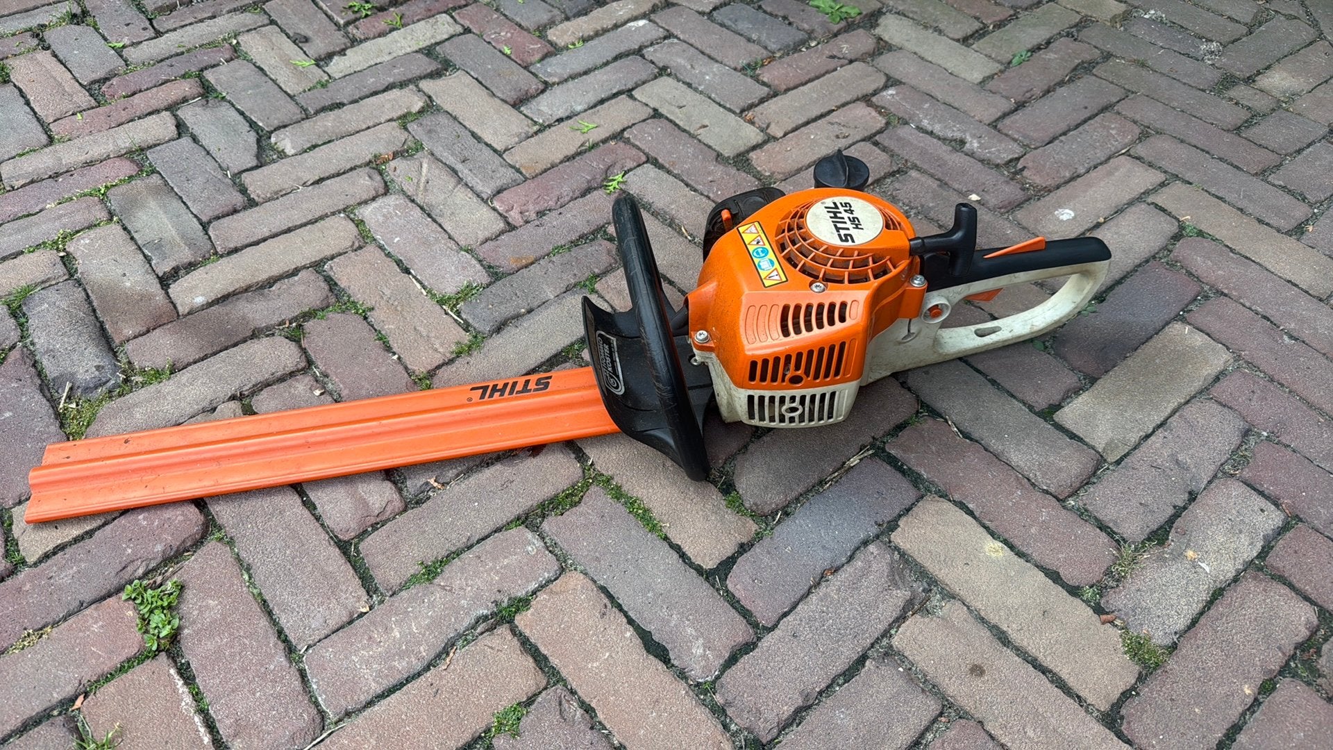 Stihl heggeschaar, Tuin en Terras, Ophalen, Zo goed als nieuw, Benzine