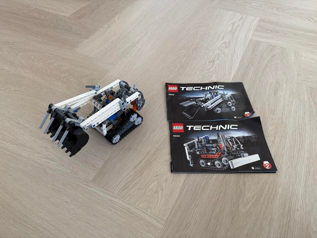 Lego Technic 42032 - Compactlader met handleidingen, Kinderen en Baby's, Speelgoed | Duplo en Lego, Zo goed als nieuw, Lego, Complete set