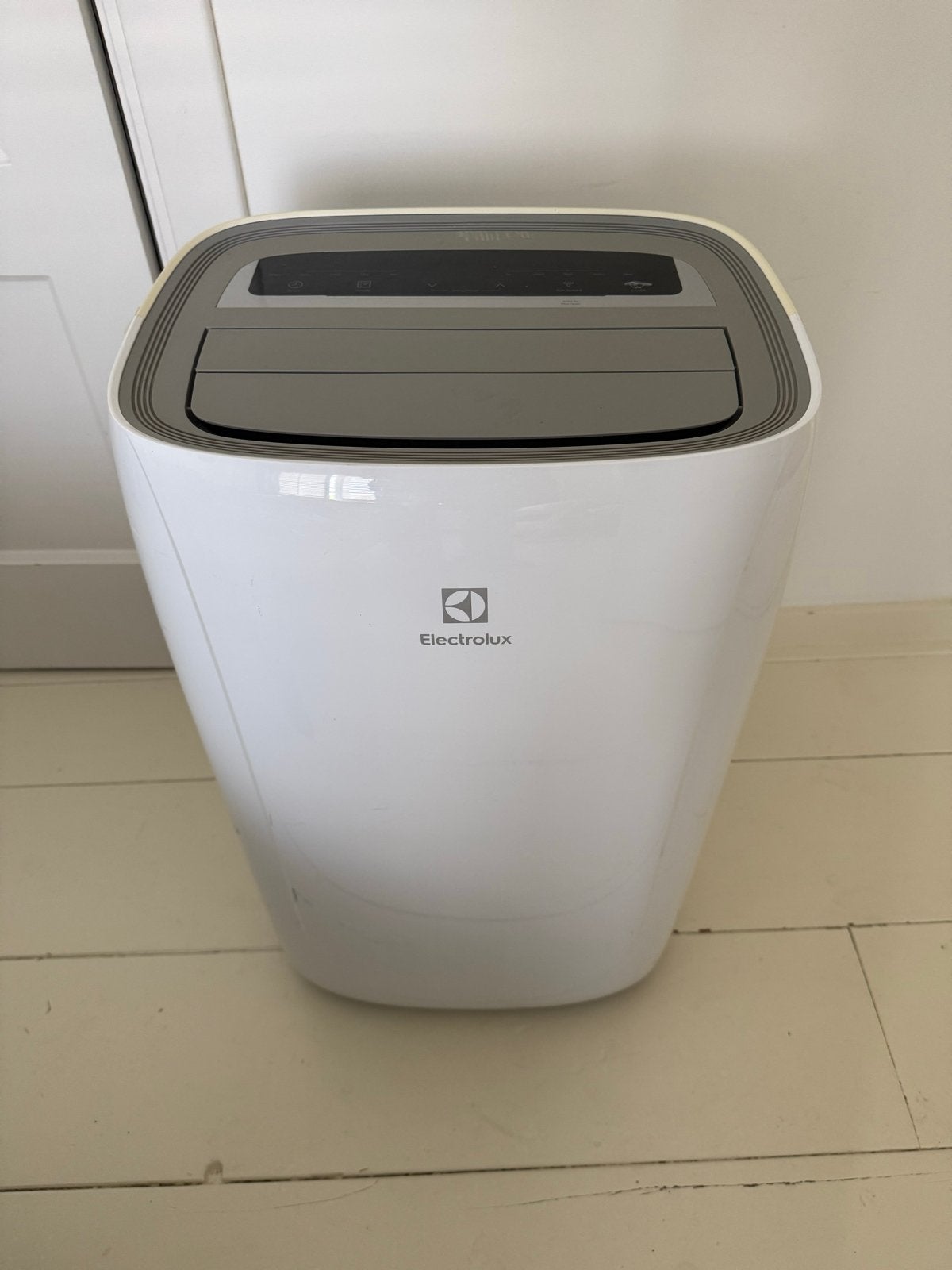 Electrolux Mobiele Airco - Koelen en Ontvochtigen, Witgoed en Apparatuur, Airco's, Ophalen, Gebruikt, Minder dan 60 m³, 3 snelheden of meer