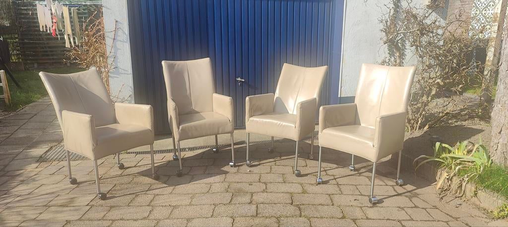 4 Eetkamerstoelen op wielen met verstelbare rugleuning, Huis en Inrichting, Stoelen, Ophalen