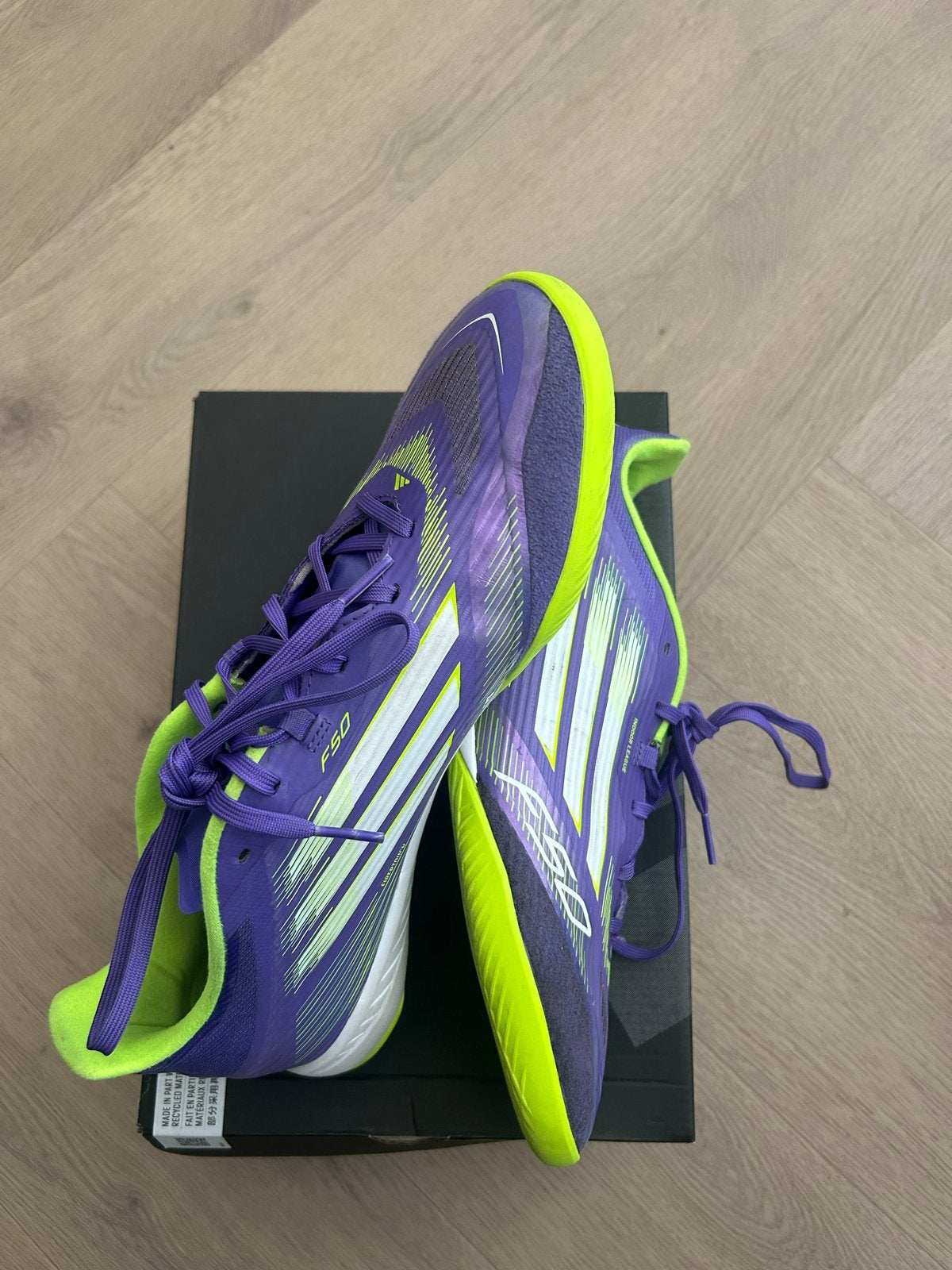 Adidas F50 Voetbalschoenen - Paars/Neon Geel, Verzenden, Maat XS of kleiner, Schoenen, Zo goed als nieuw