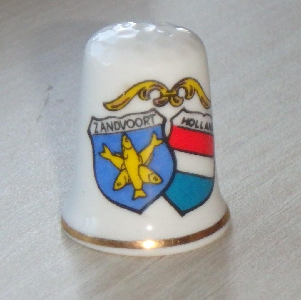 vingerhoedjes schildjes, Ophalen of Verzenden, Zo goed als nieuw