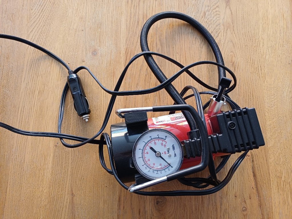 Compressor, 6 tot 10 bar, Ophalen of Verzenden, Zo goed als nieuw, Minder dan 200 liter/min