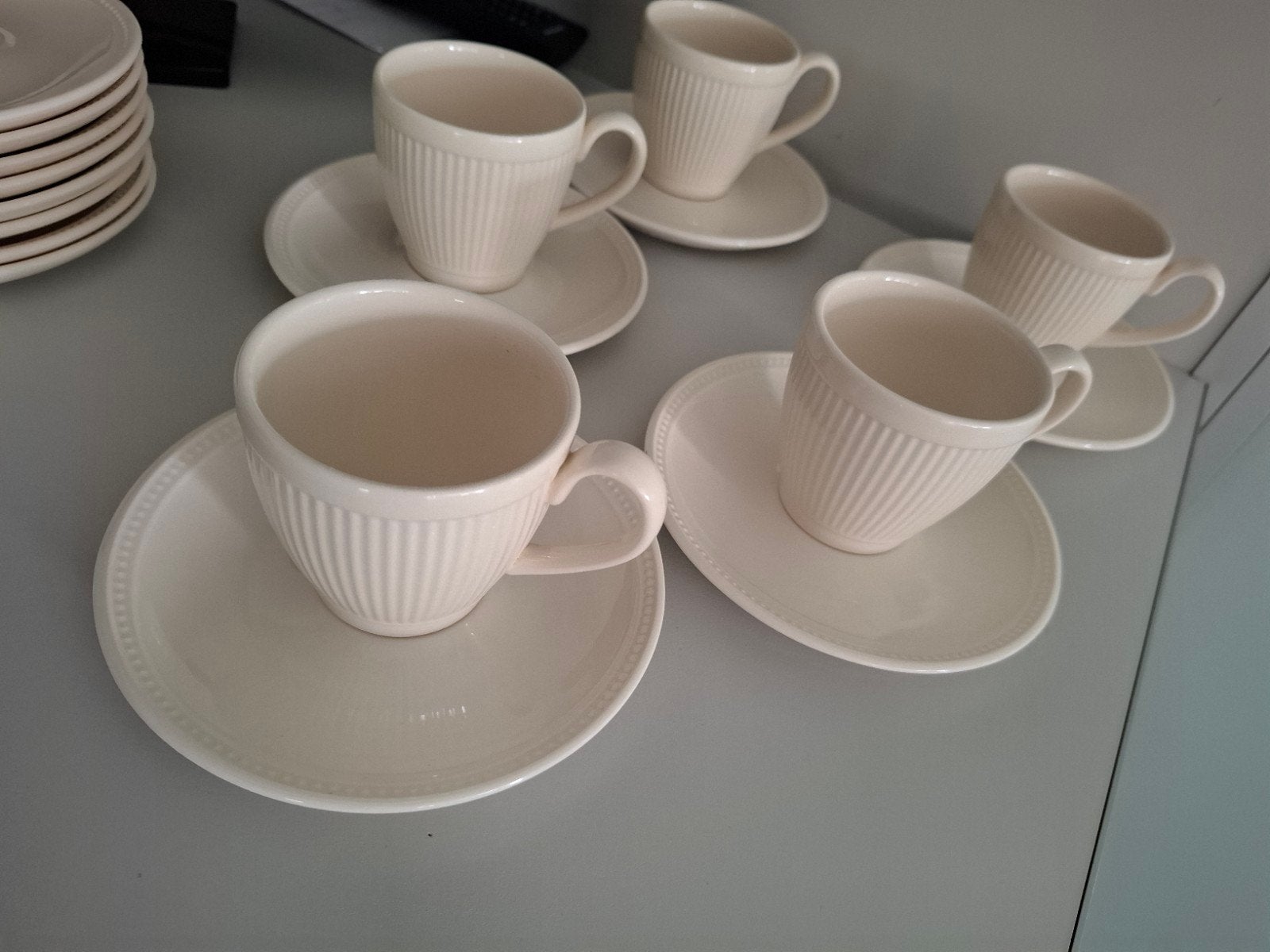 Wedgwood Windsor servies: 5 kopjes,5 schotels en meer, Klassiek, Nieuw, Ophalen of Verzenden, Kop(pen) en/of Schotel(s)