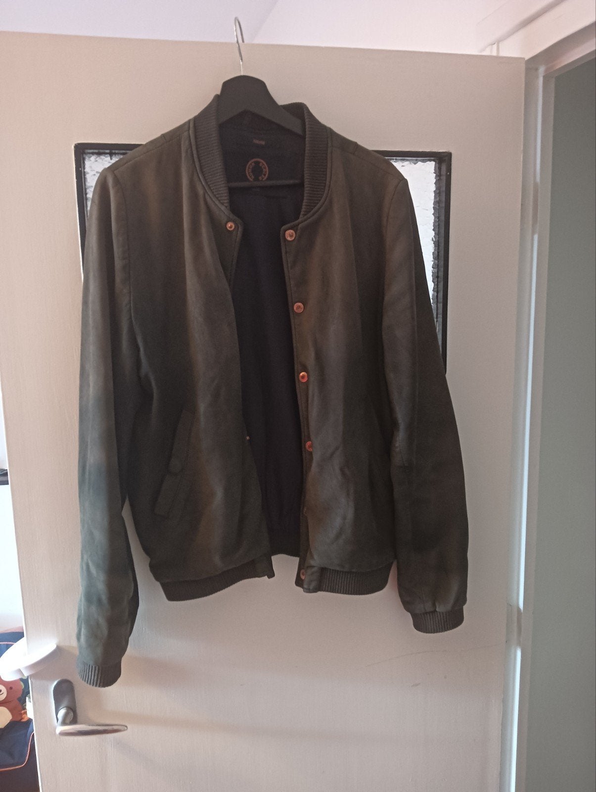 Human Scales Suede Bomberjack - Maat M 48, Maat 48/50 (M), Human Scales, Ophalen of Verzenden, Gedragen