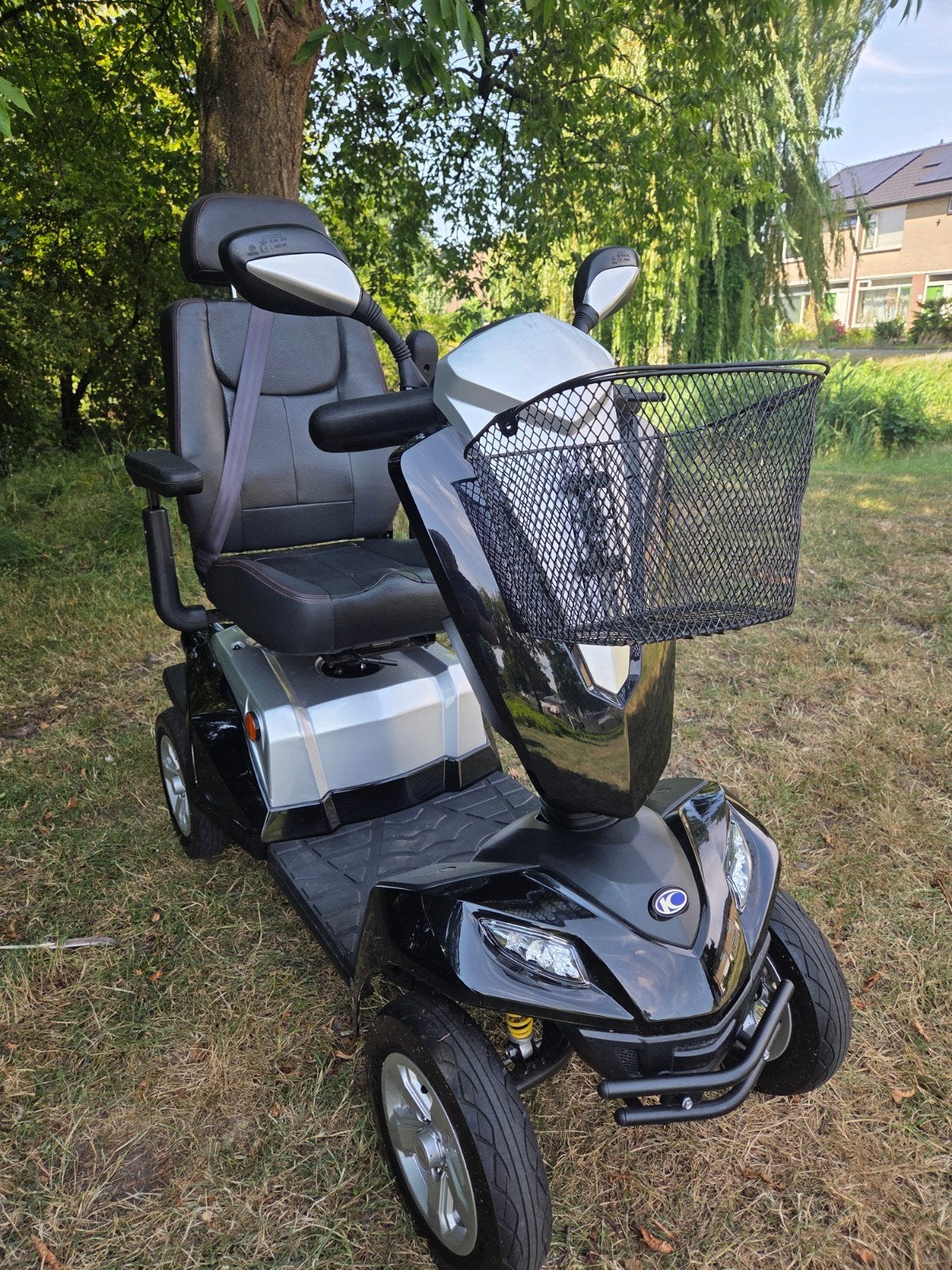 Deze mooie en nette Scootmobiel van Kymco type Maxer, Diversen, Brommobielen en Scootmobielen, Ophalen of Verzenden, 36 t/m 45 km