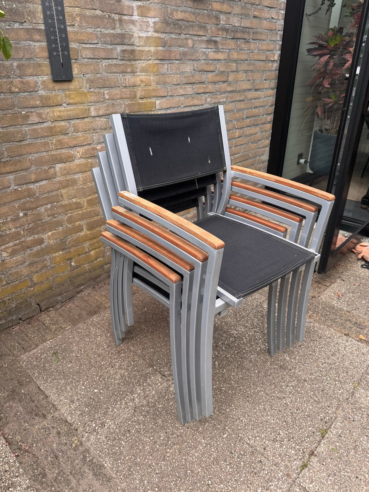Set van 4 stapelbare tuinstoelen met armleuningen, Ophalen, Gebruikt, Metaal, Stapelbaar