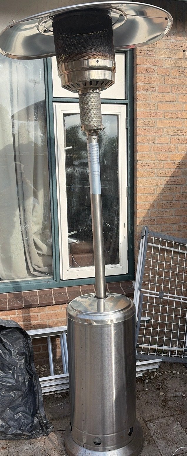 Verrijdbare terrasverwarmer met beschermhoes, Ophalen, Gebruikt, Gas, Vloer